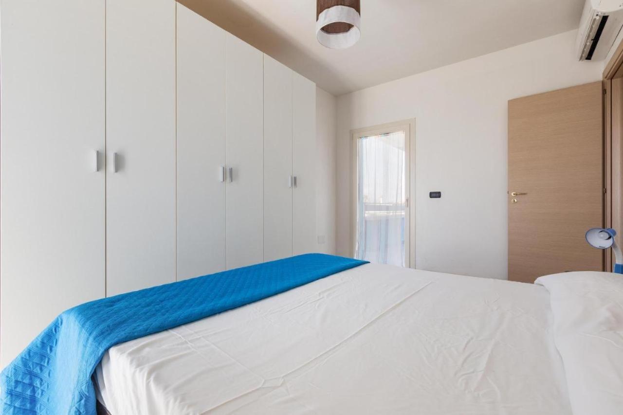Dormiglione Apartment Torre Lapillo Exterior foto